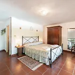Casale 1 Apartment *