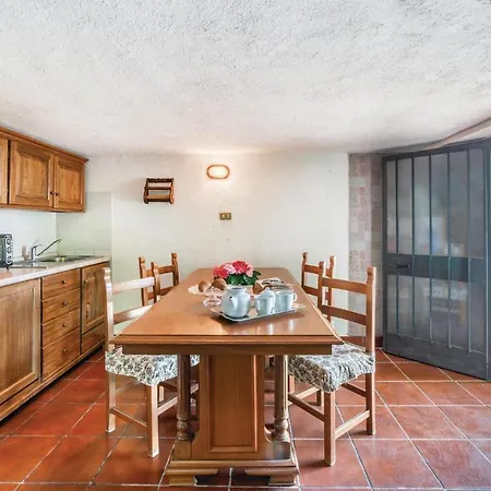 Apartment Casale 1 *